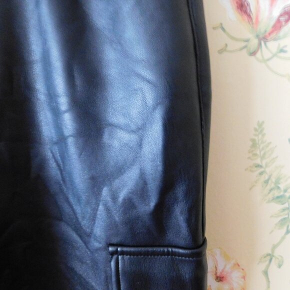 🦔🐾ANTHROPOLOGIE GABI FAUX LEATHER UTILITY PANTS🦔🐾 - Picture 4 of 10
